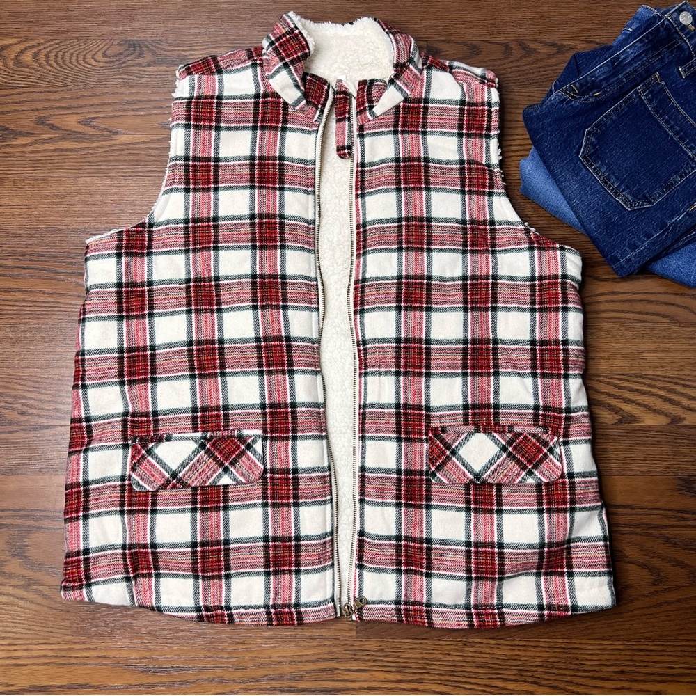 NWOT Maurices Plaid Sherpa Lined Vest size XXL
